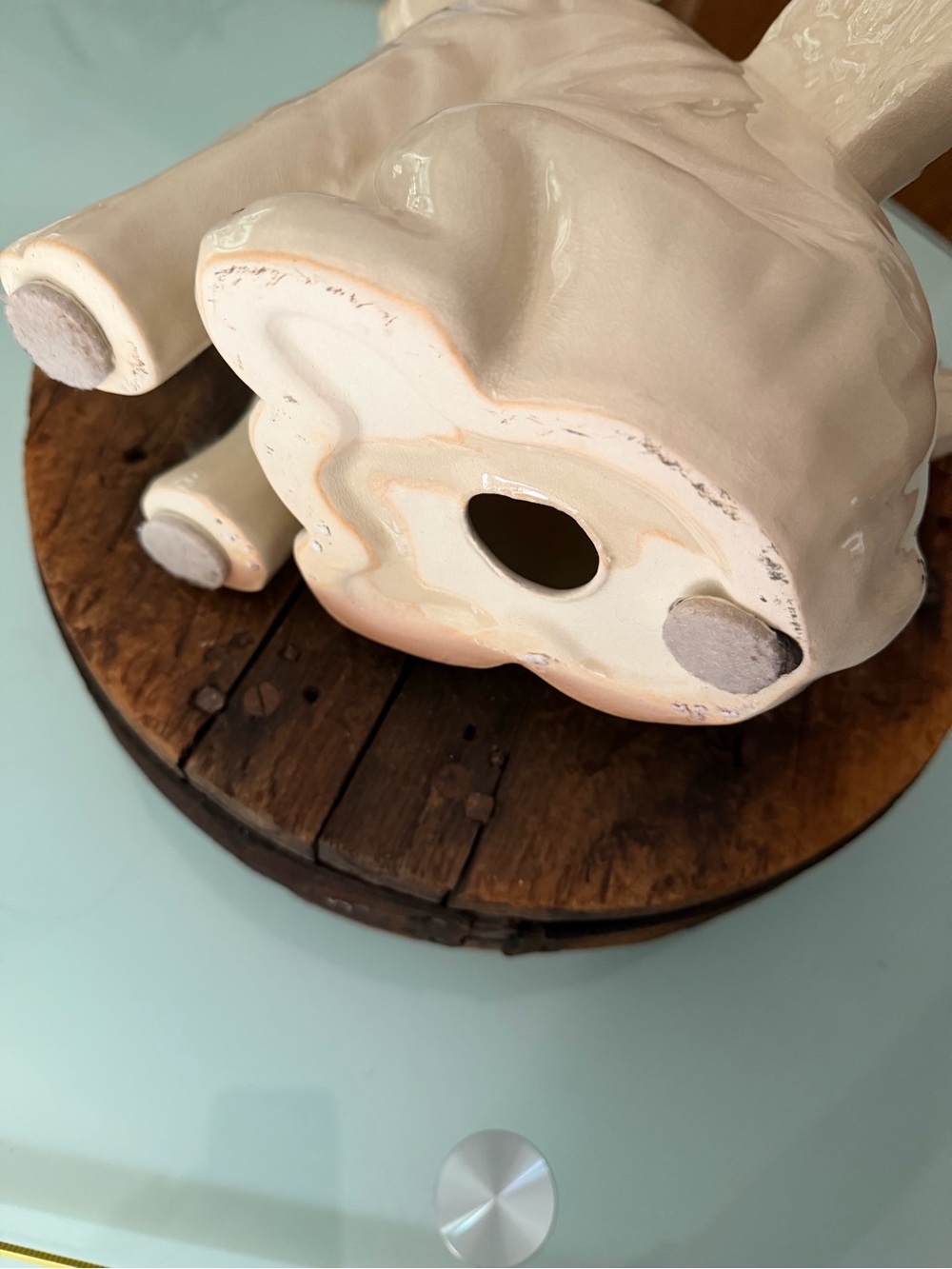 🐷🪽 Large Cream Ceramic Pig | Decorative Home Art - Picture 3 of 9